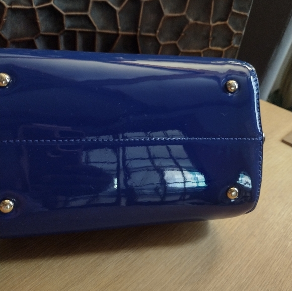 Gorgeous Blue Purse - Picture 4 of 5